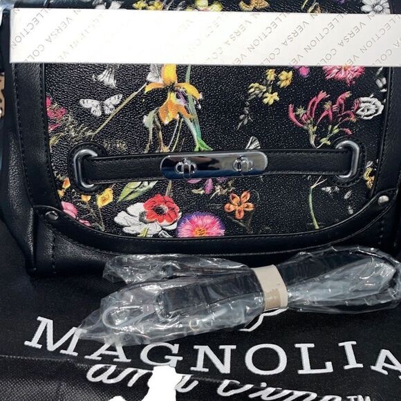 Magnolia and Vine Versa Collection Bag. Size Medium Black Leather flowers Magnet - Picture 6 of 10